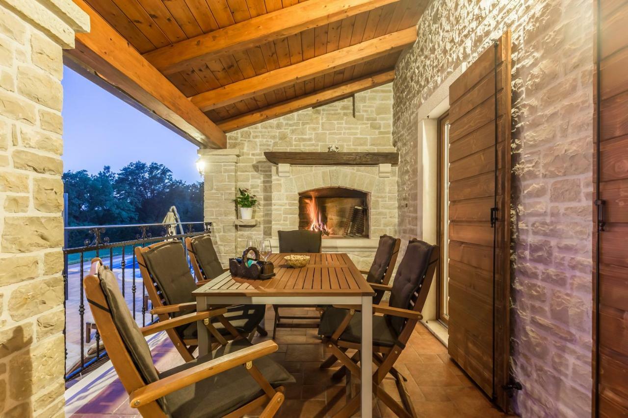 Vila Elida Pazin Exteriér fotografie