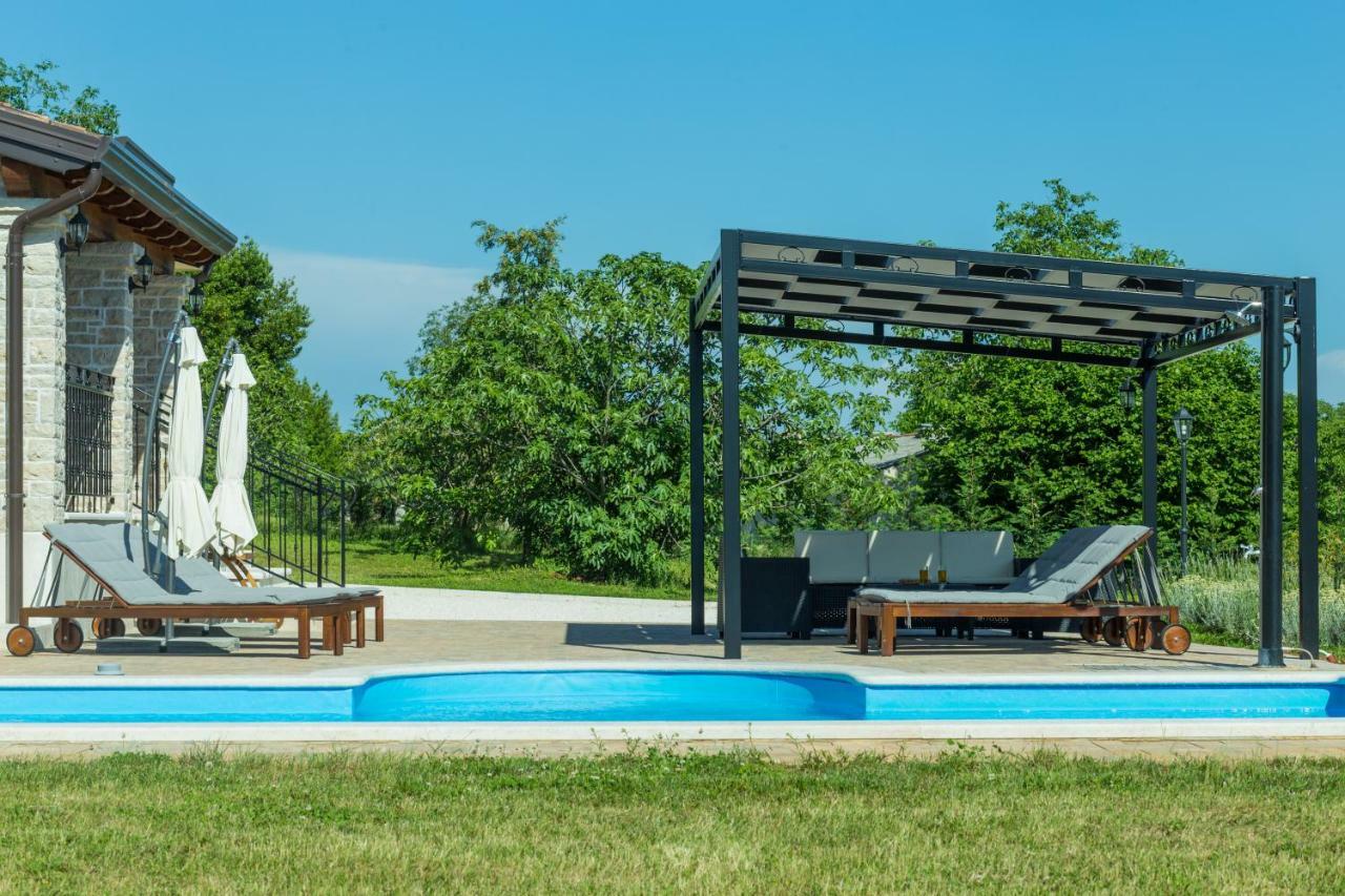 Vila Elida Pazin Exteriér fotografie