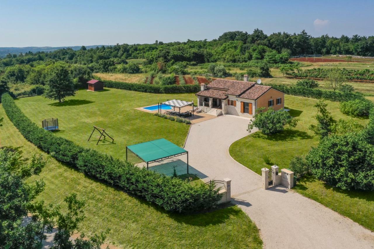 Vila Elida Pazin Exteriér fotografie